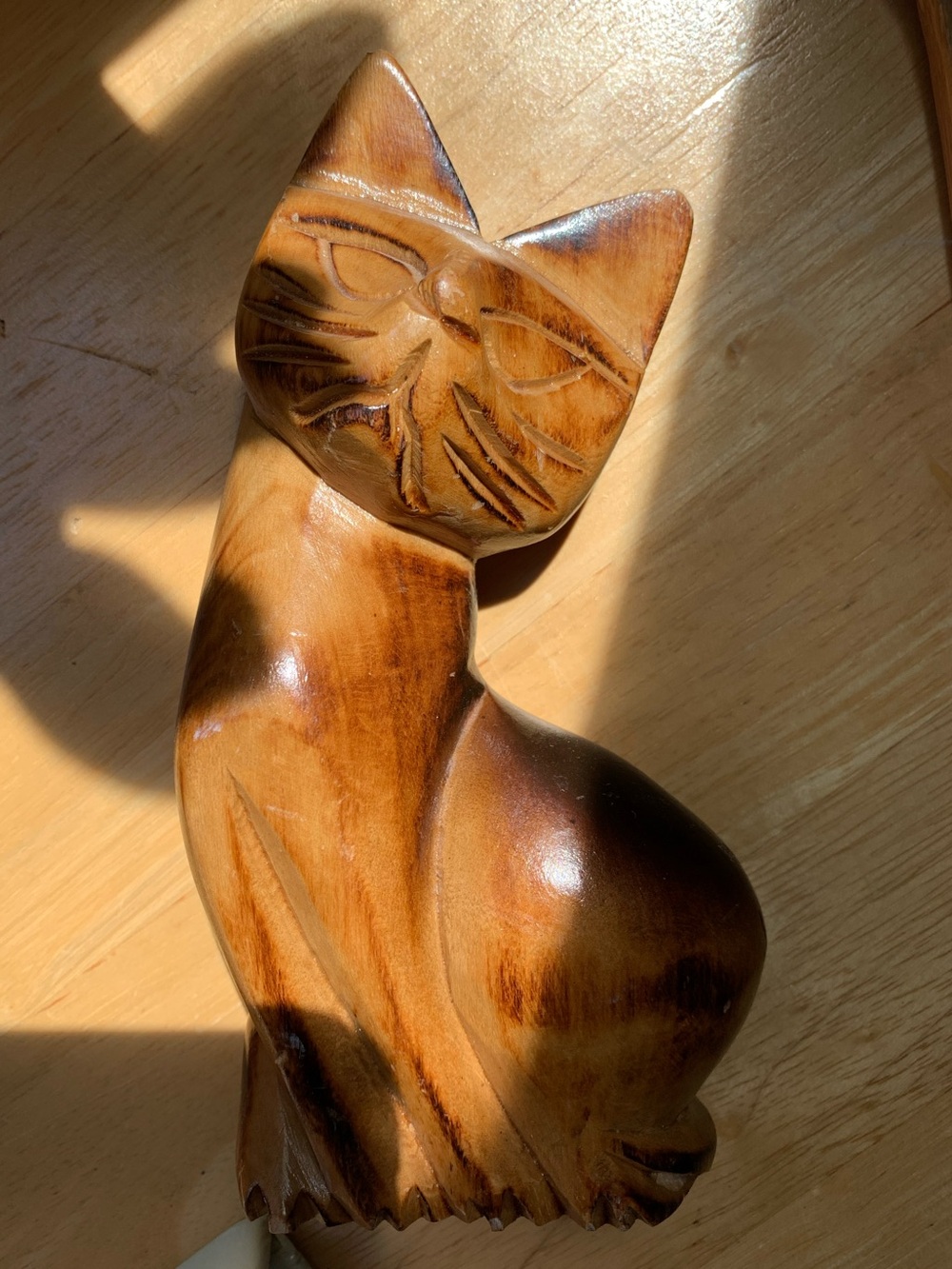 Vintage MCM Hand Carved Wooden Cat Figurine Burnt Wood Art 7.5" - Picture 3 of 11